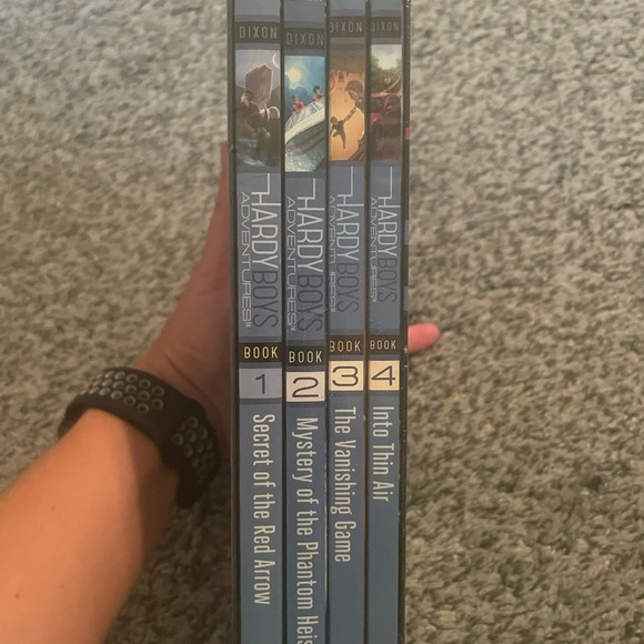Hardy Boys and Ghosthunters Bundle - Picture 9 of 10